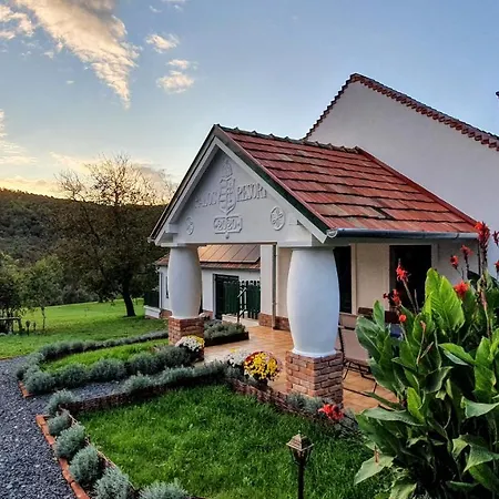 B&B Palos