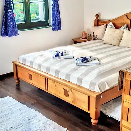 לינה וארוחת בוקר Palos Zalacsány